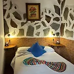 Casita Rural Con Jacuzzi Climatizado. *