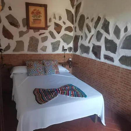 Casita Rural Con Jacuzzi Climatizado.
