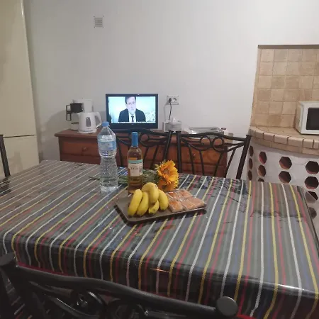 Casita Rural Con Jacuzzi Climatizado.