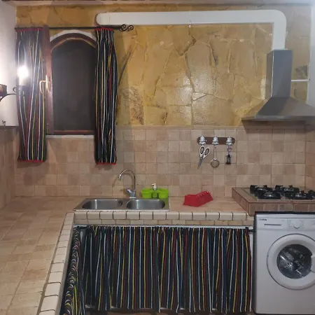 Casita Rural Con Jacuzzi Climatizado.